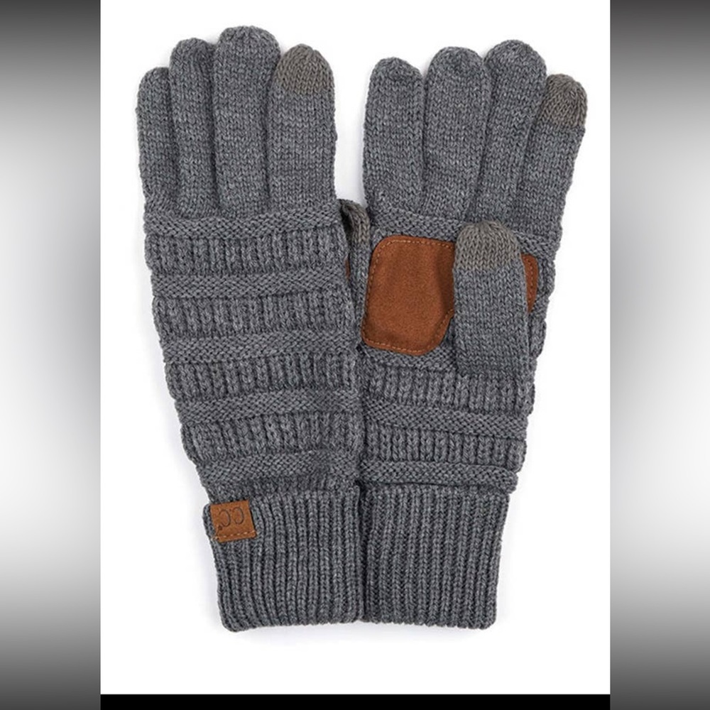 C.C knitted touch screen gloves